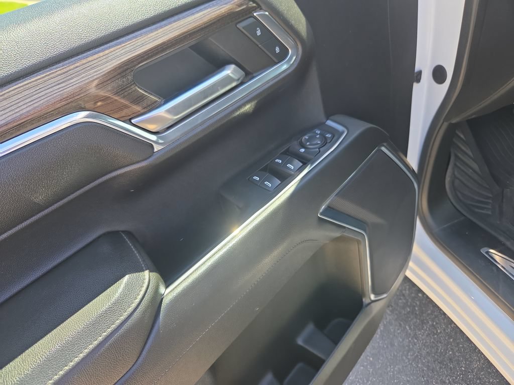 Certified 2024 Chevrolet Silverado 1500 LT AWD/4WD image 28