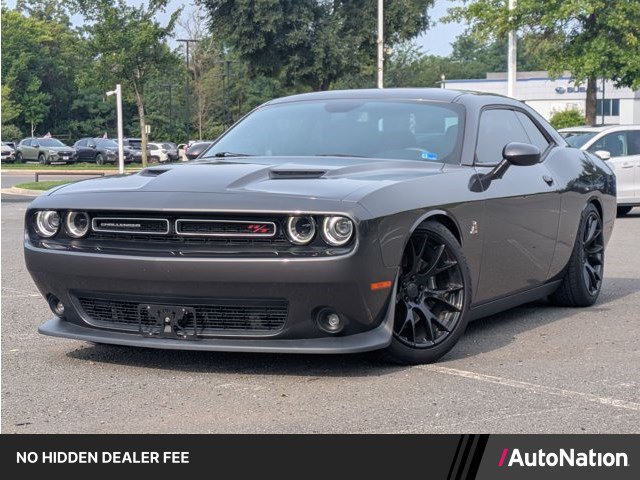 Used 2018 Dodge Challenger R/T Scat Pack RWD image 1