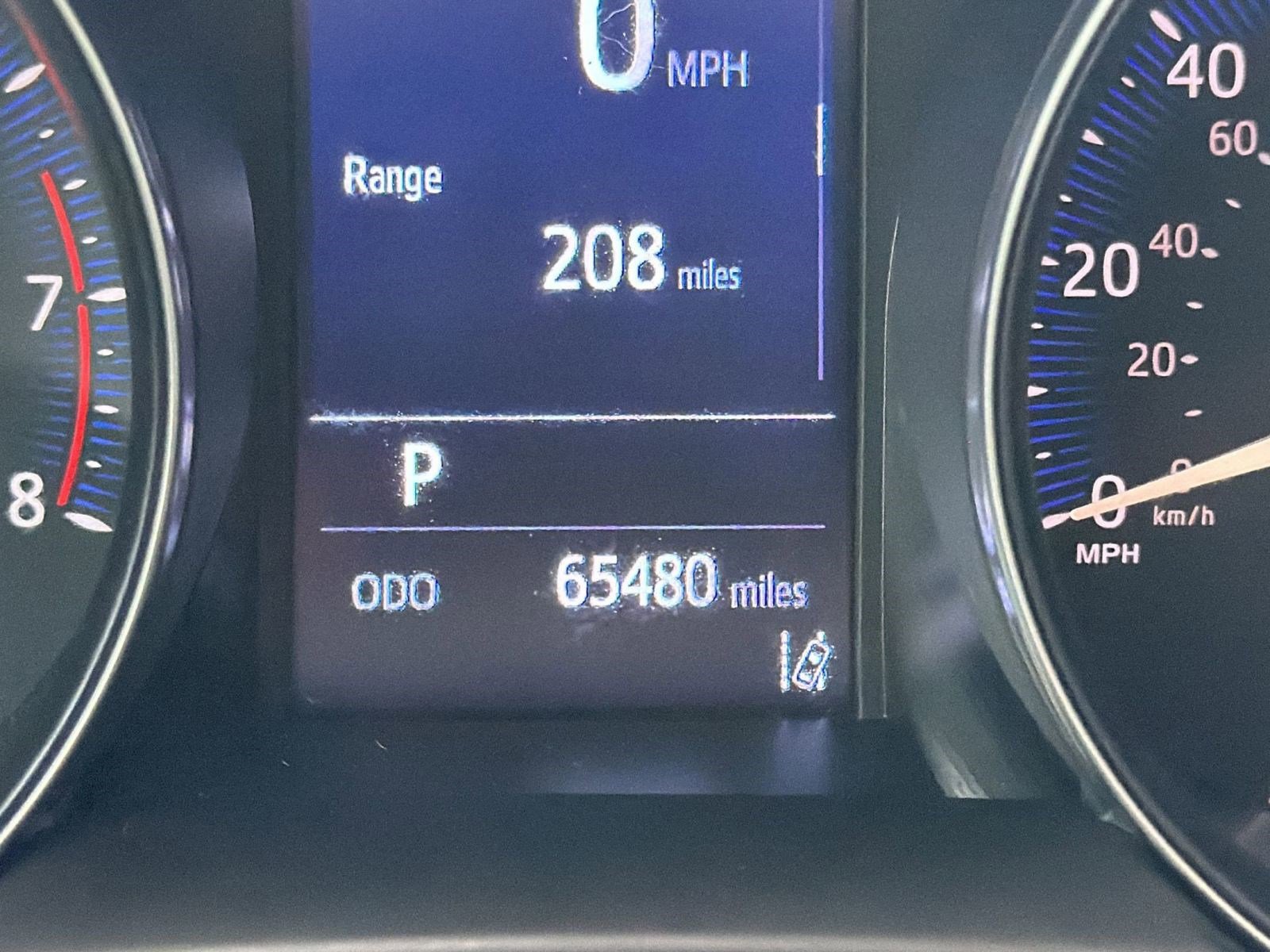 Used 2019 Toyota C-HR XLE FWD image 19