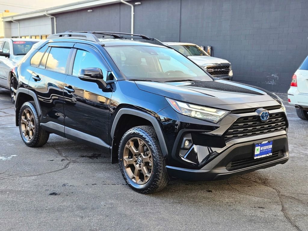 Used 2023 Toyota RAV4 AWD Hybrid image 6