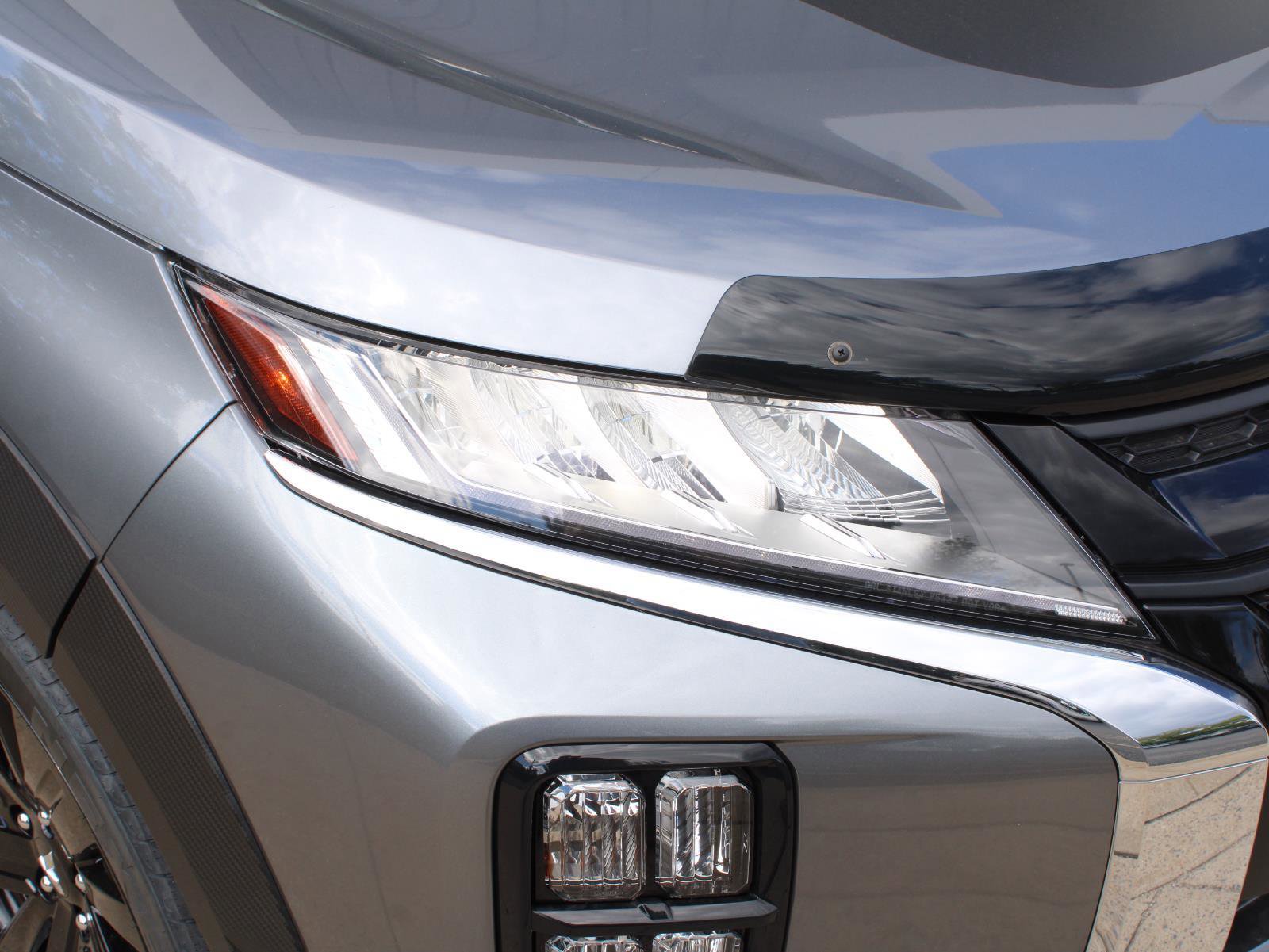 New 2025 Mitsubishi Outlander Sport AWD image 2