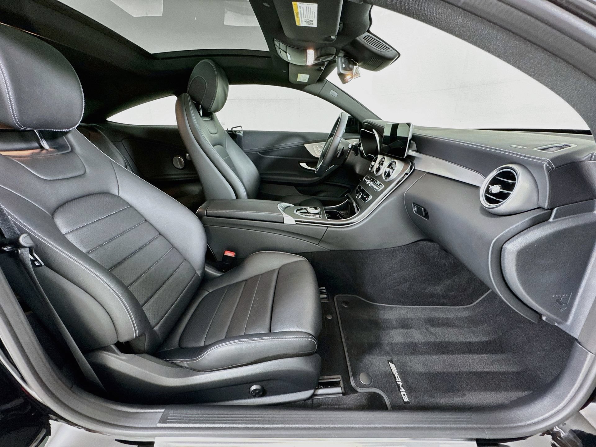 Used 2023 Mercedes-Benz C 300 Coupe image 30