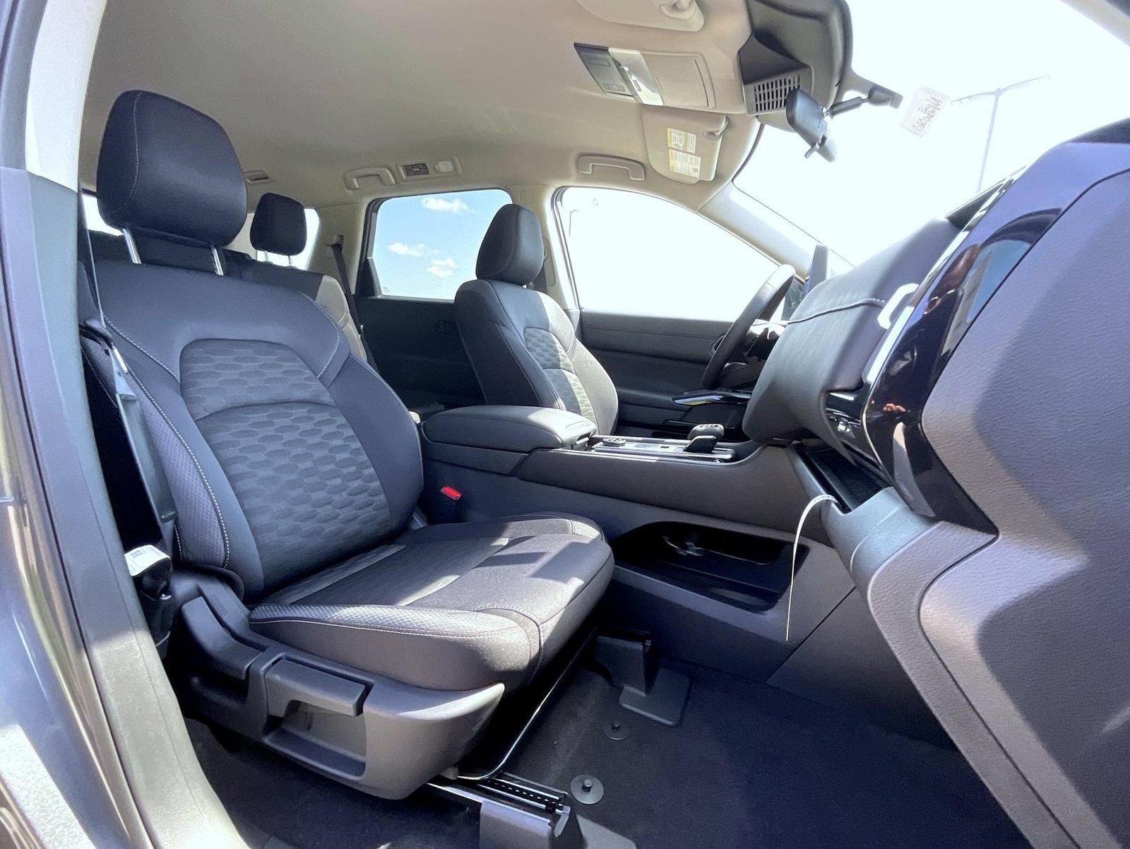 New 2026 Nissan Pathfinder SV AWD/4WD image 16