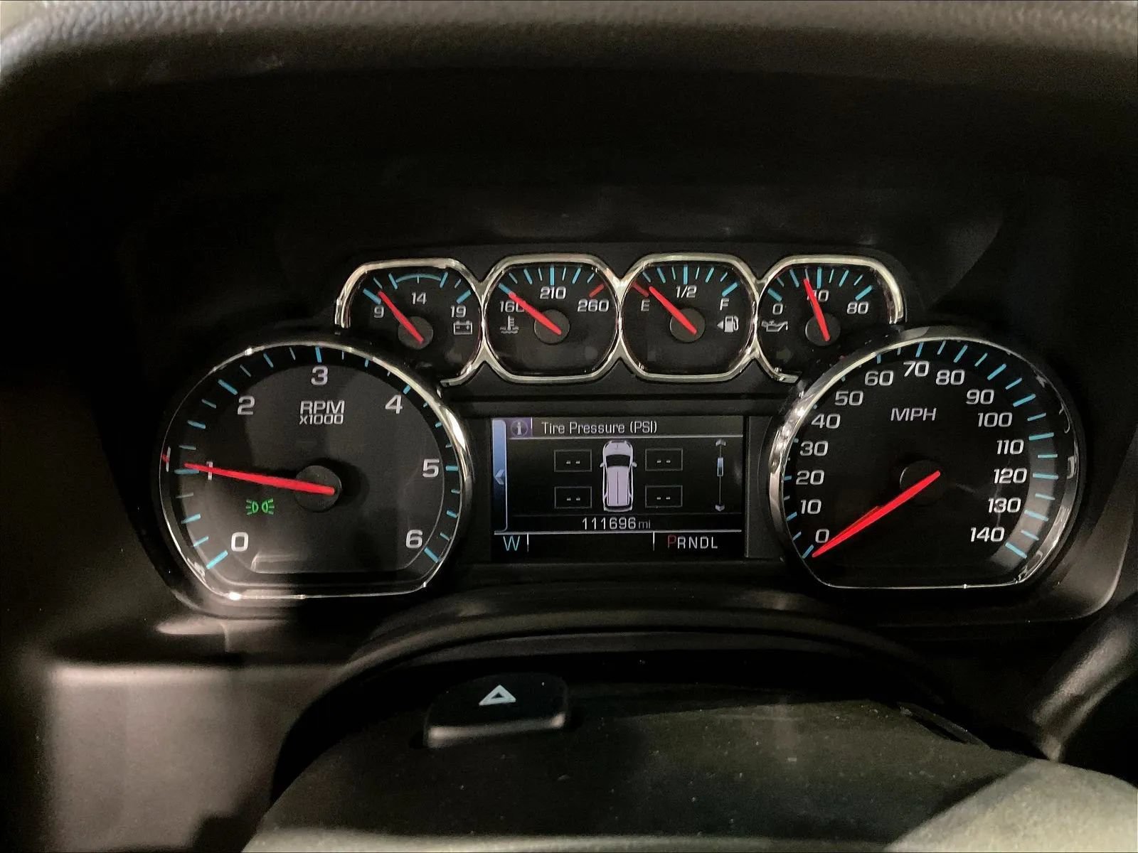 Used 2018 Chevrolet Tahoe LS w/ All-Season Package RWD image 29