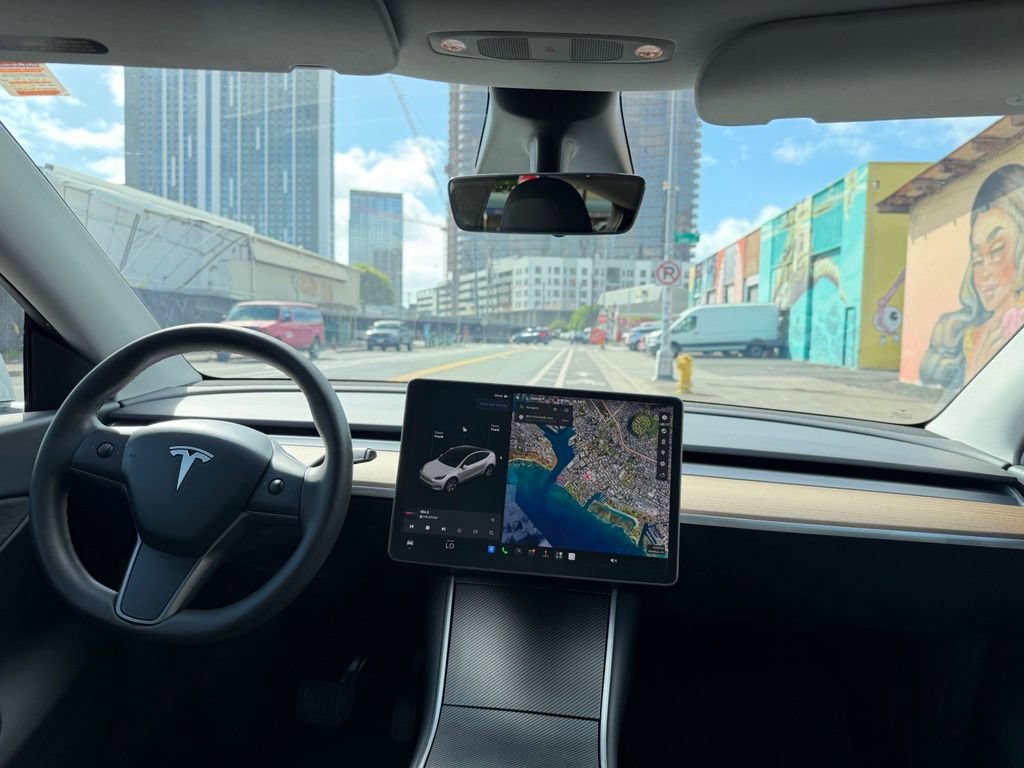 Used 2020 Tesla Model Y Long Range AWD/4WD image 21
