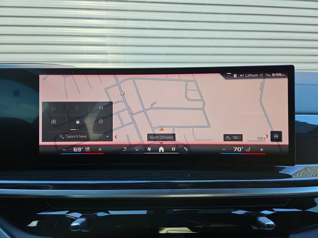 Used 2025 BMW X7 M60i AWD/4WD image 12