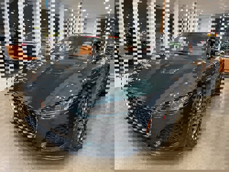 Used 2023 Jaguar F-TYPE Coupe image 1