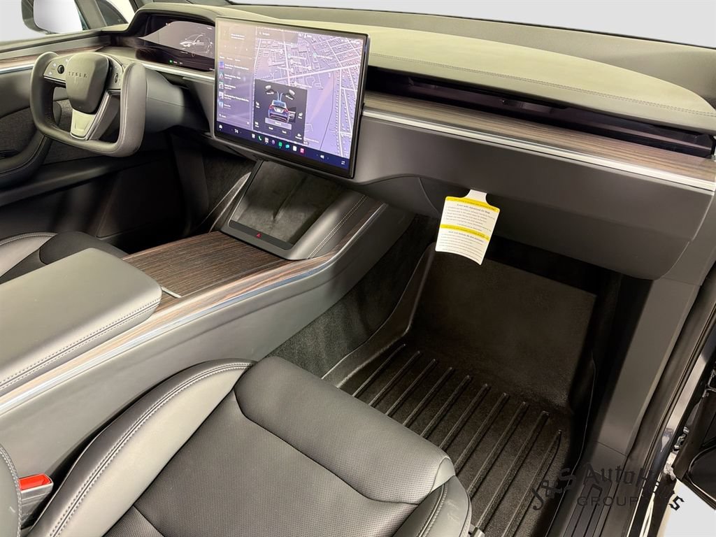 Used 2024 Tesla Model X AWD/4WD image 37