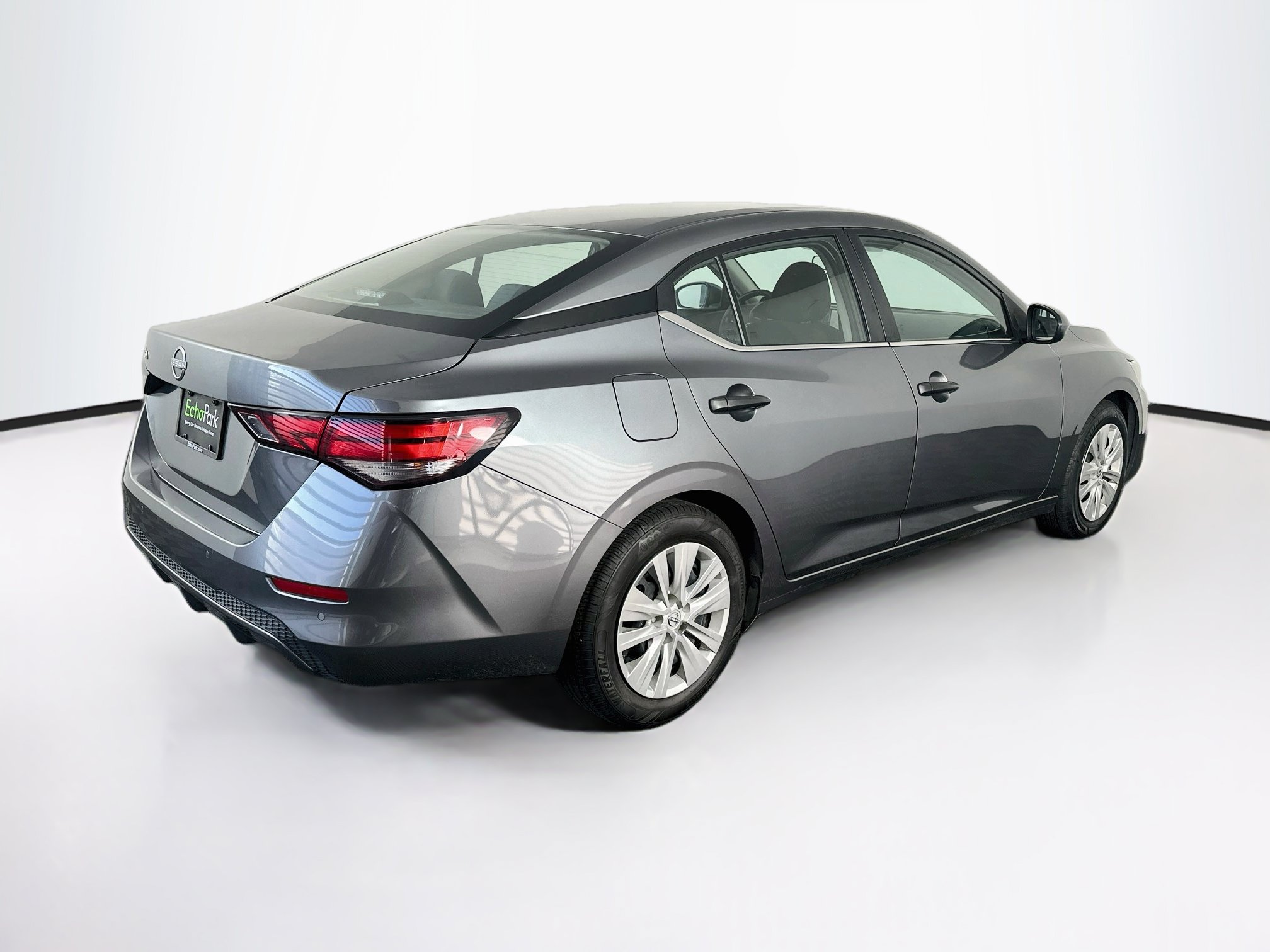 Used 2025 Nissan Sentra S FWD image 9