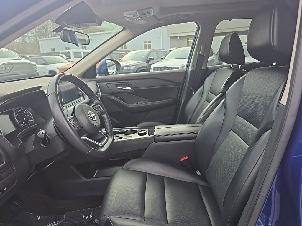 Used 2023 Nissan Rogue SV w/ SV Premium B Package image 20