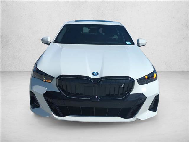 Certified 2026 BMW i5 eDrive40 w/ M Sport Package RWD image 2