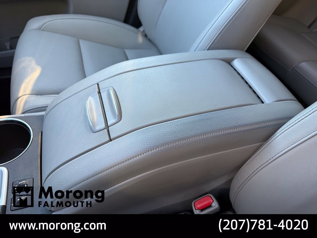 Used 2019 Toyota Highlander XLE AWD/4WD image 43
