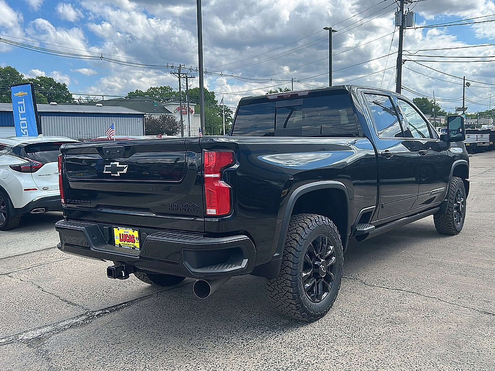 New 2026 Chevrolet Silverado 2500 High Country w/ Midnight Edition AWD/4WD image 8