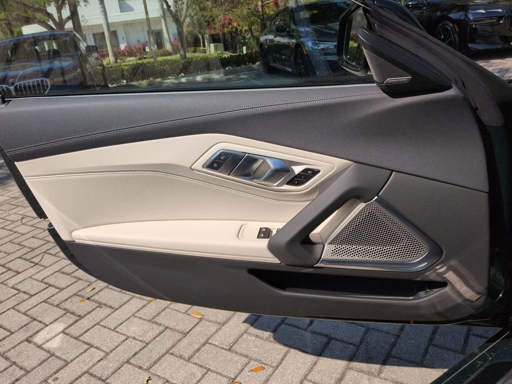 New 2026 BMW Z4 M40i w/ Premium Package image 28