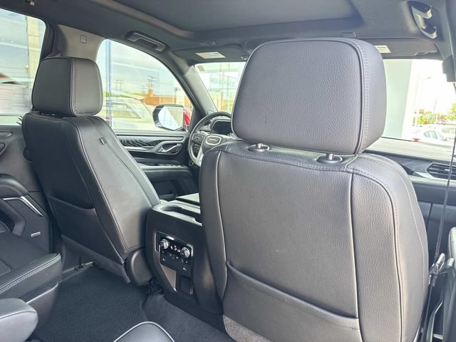 Used 2022 GMC Yukon Denali w/ Denali Premium Package AWD/4WD image 56