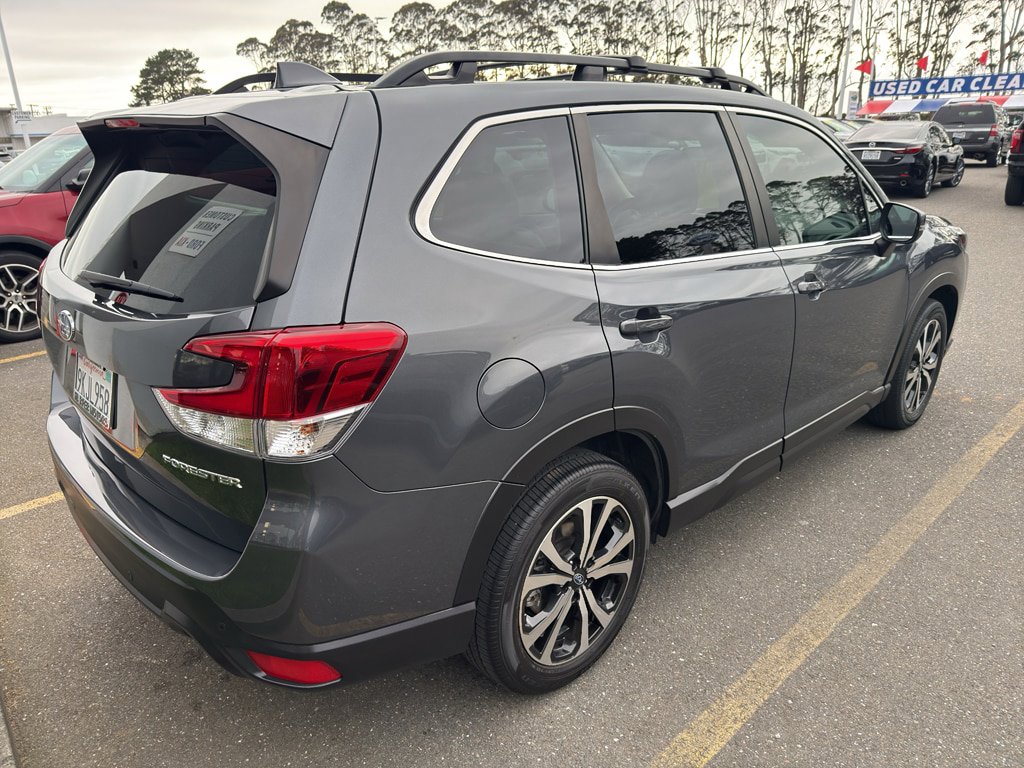 Used 2022 Subaru Forester Limited AWD/4WD image 7