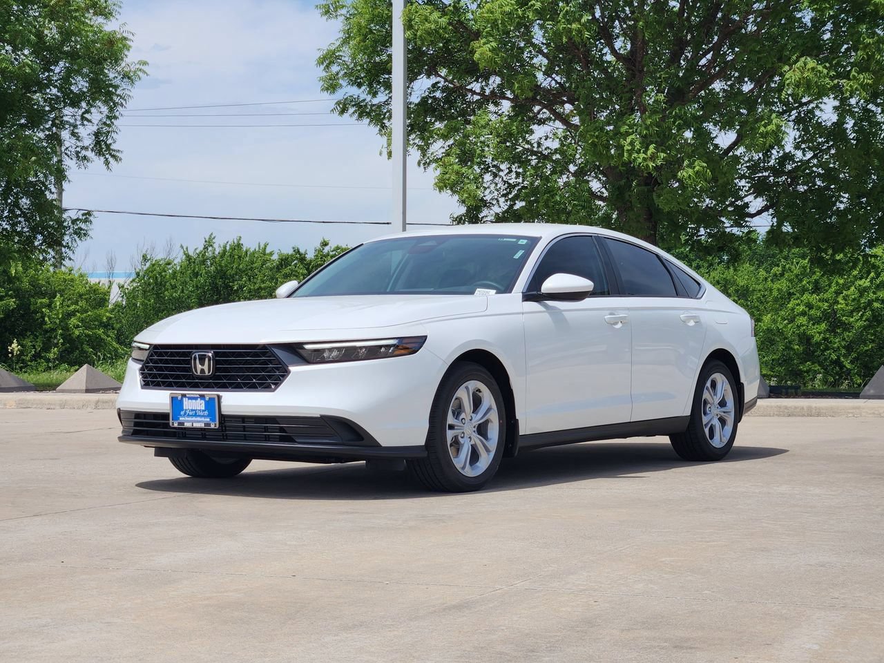 New 2026 Honda Accord LX image 2