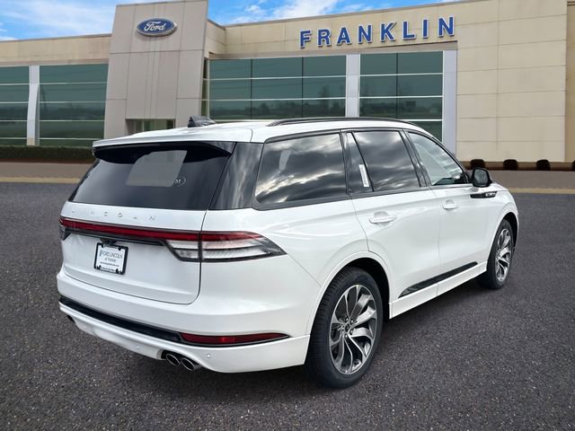 New 2026 Lincoln Aviator 2WD w/ Jet Appearance Package image 7