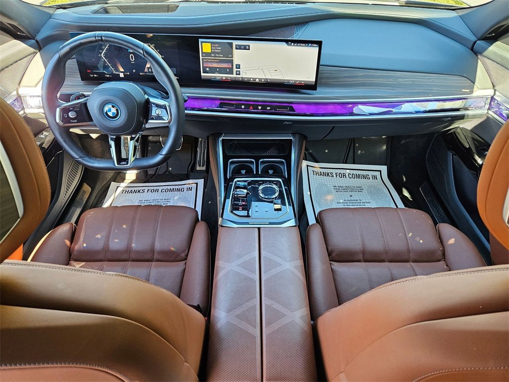 Used 2024 BMW i7 xDrive60 image 20