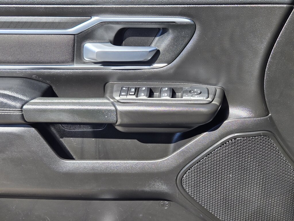 Used 2025 RAM 1500 Big Horn AWD/4WD image 7