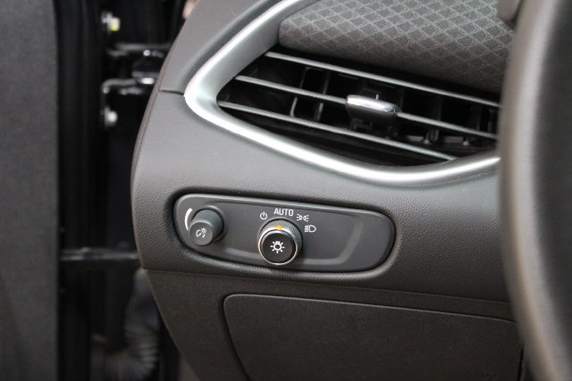 Used 2016 Chevrolet Malibu LS FWD image 15