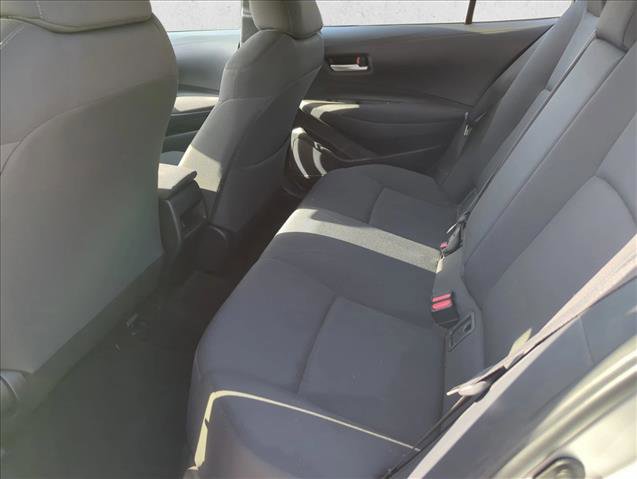 Used 2021 Toyota Corolla LE image 23