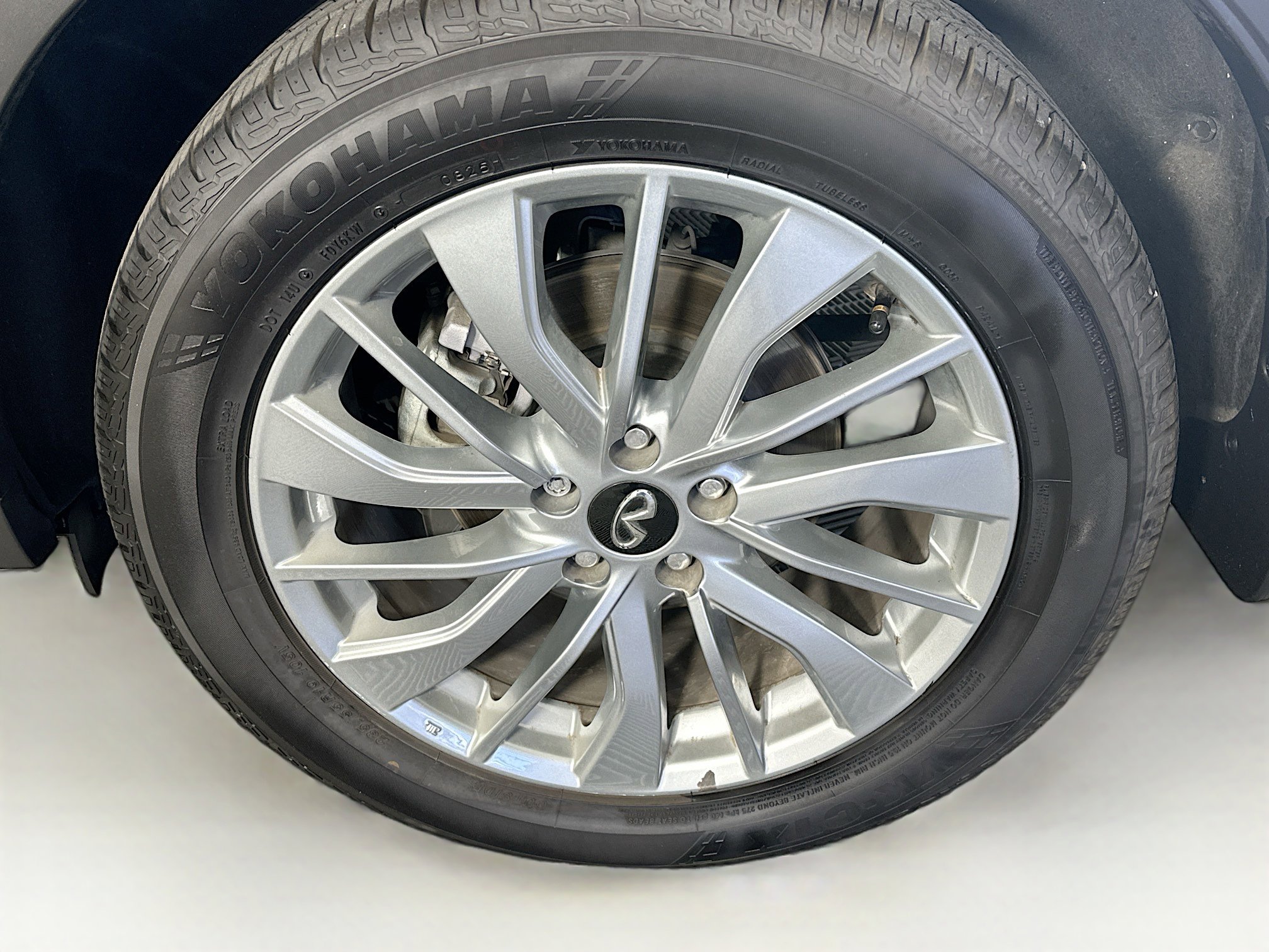 Used 2023 INFINITI QX50 Luxe AWD/4WD image 11
