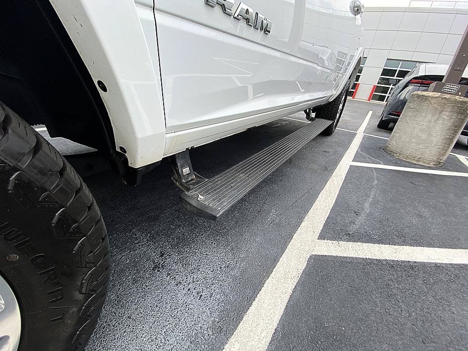 Used 2022 RAM 2500 Laramie AWD/4WD image 28