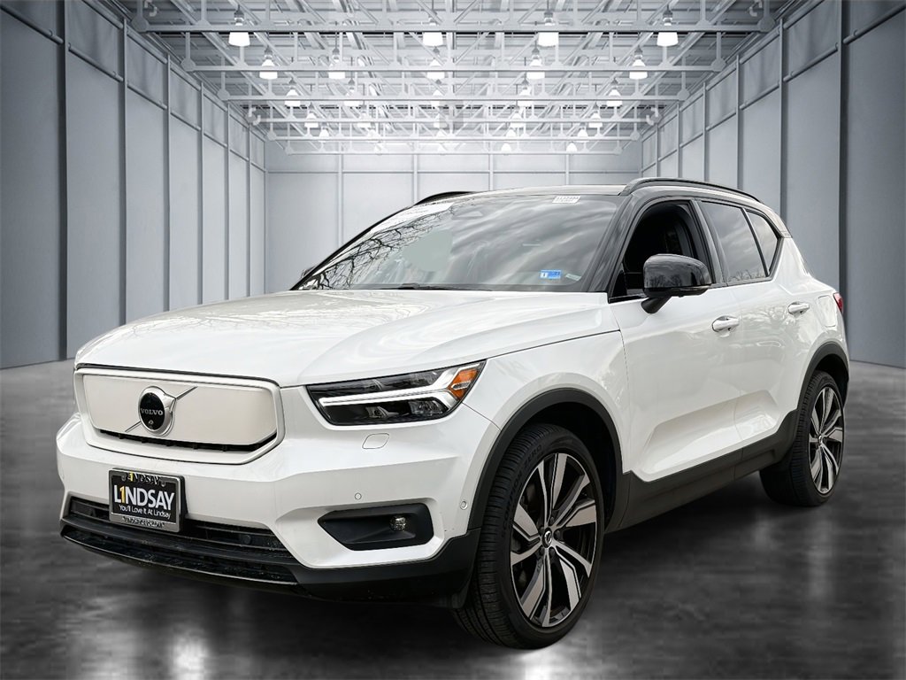 Used 2022 Volvo XC40 P8 Recharge Ultimate