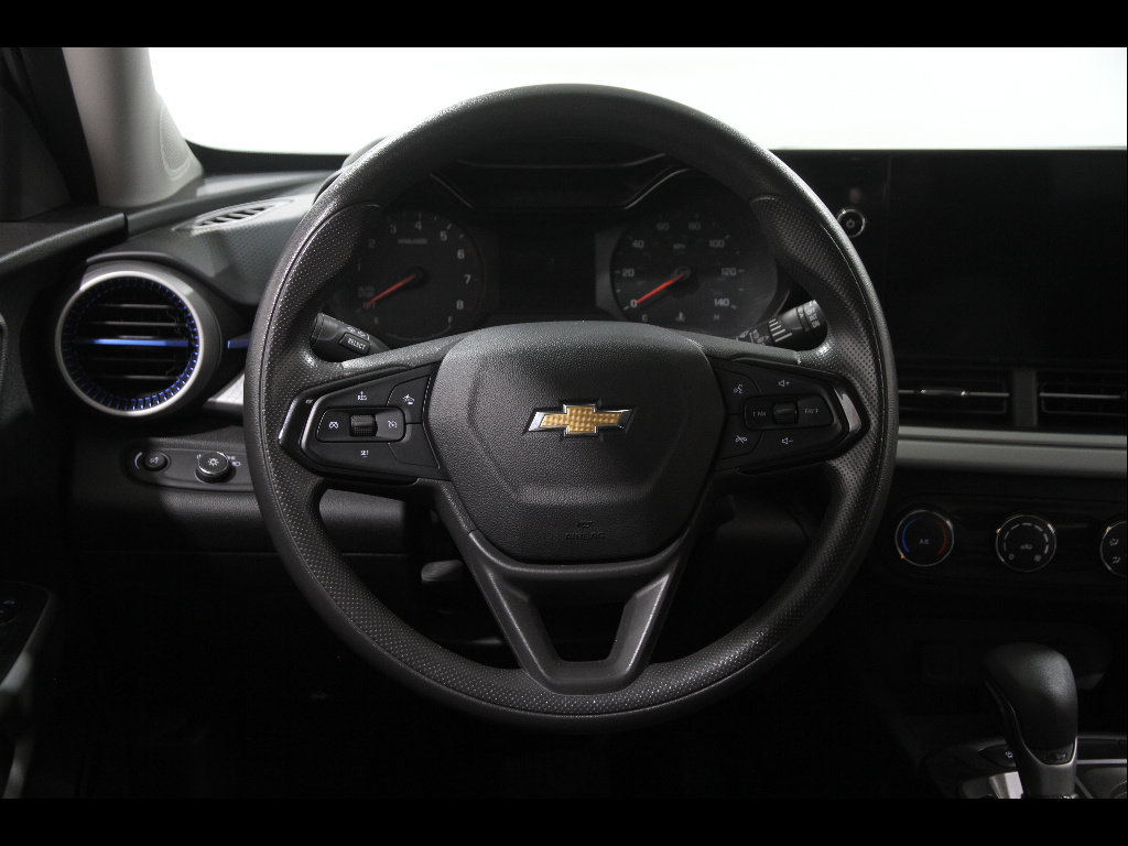 Certified 2024 Chevrolet Trax LS w/ Driver Confidence Package FWD image 7