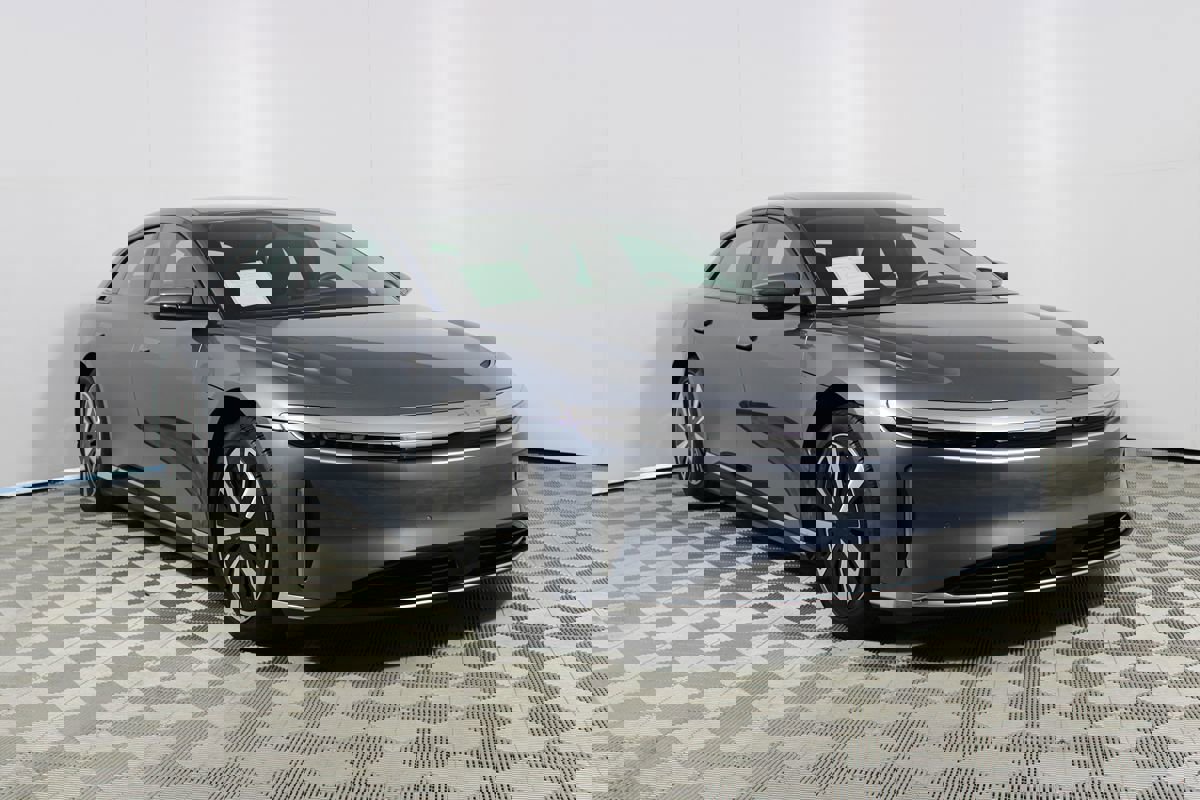 Used 2024 Lucid Air Touring image 35