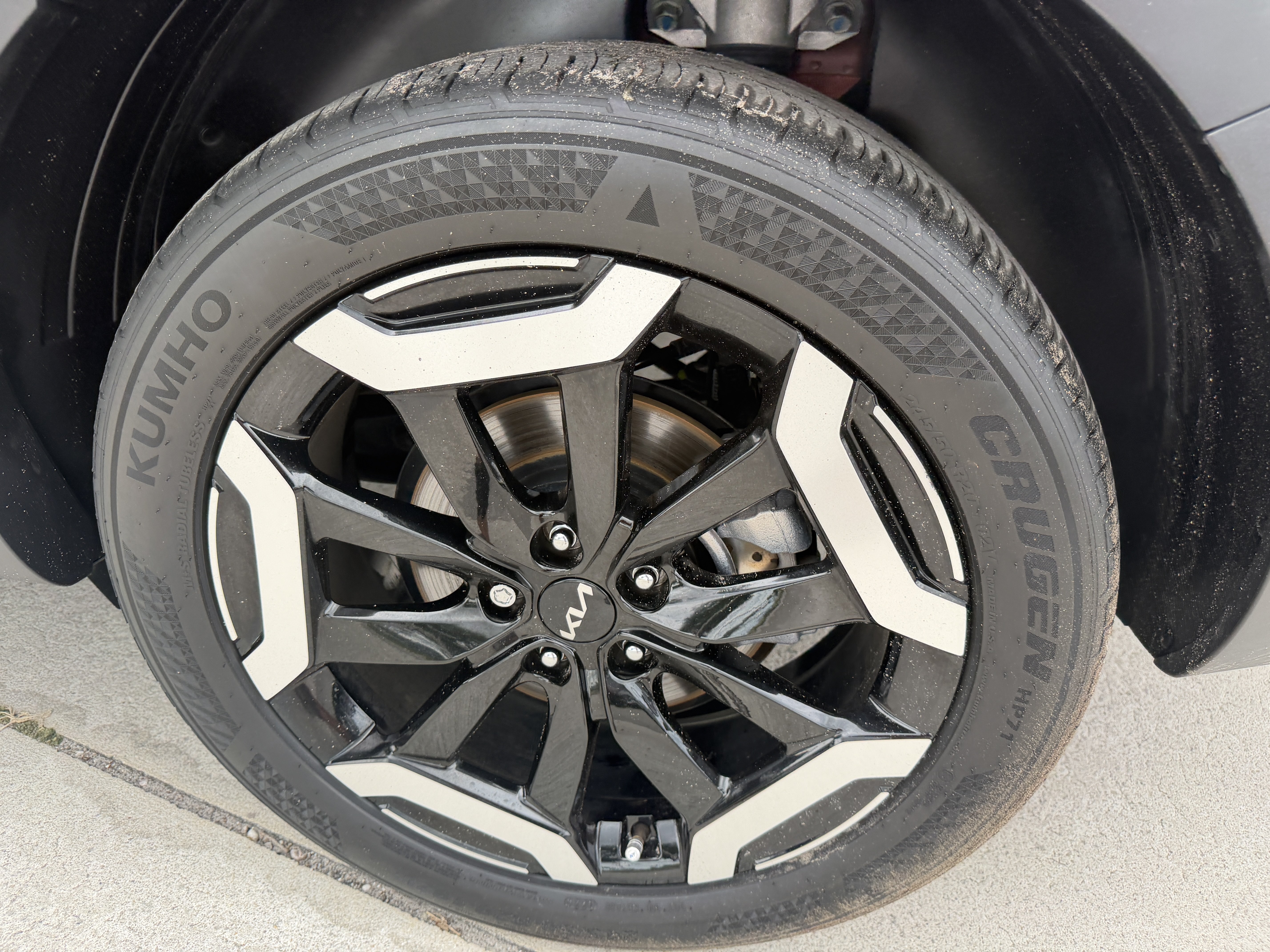 Certified 2024 Kia Telluride S FWD image 32