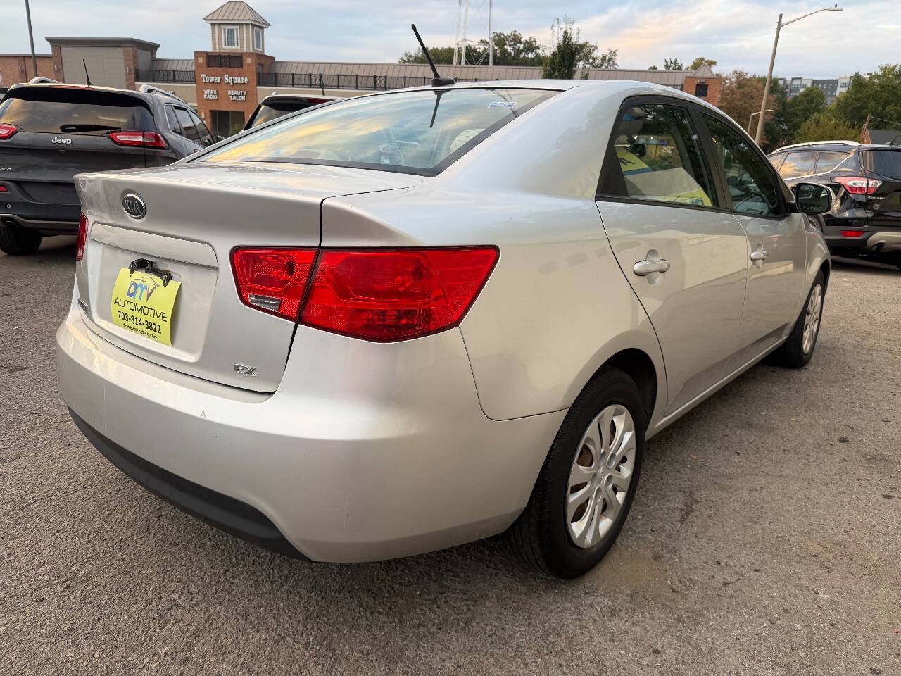 Used 2012 Kia Forte EX FWD image 9