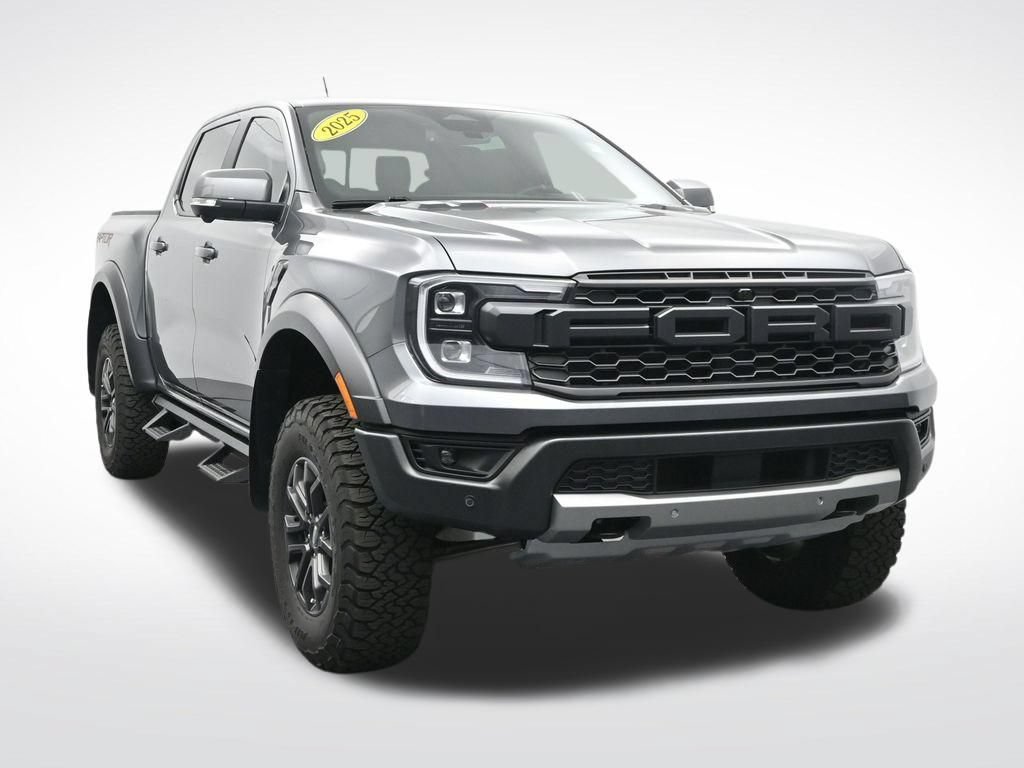 Used 2025 Ford Ranger Raptor AWD/4WD image 3