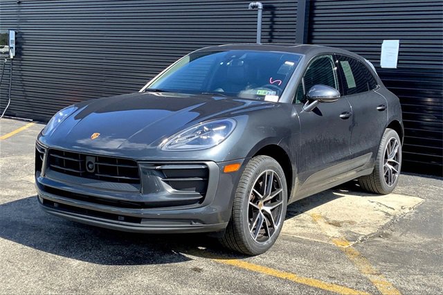 Certified 2023 Porsche Macan