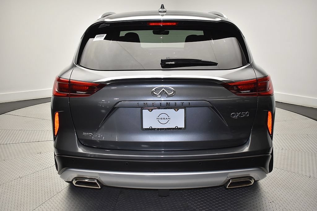 Used 2023 INFINITI QX50 Autograph AWD/4WD image 6