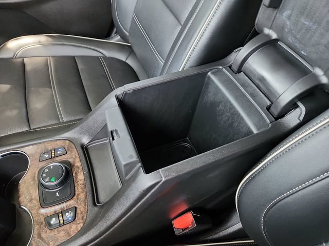 Used 2021 GMC Acadia Denali w/ Denali Ultimate Package AWD/4WD image 46