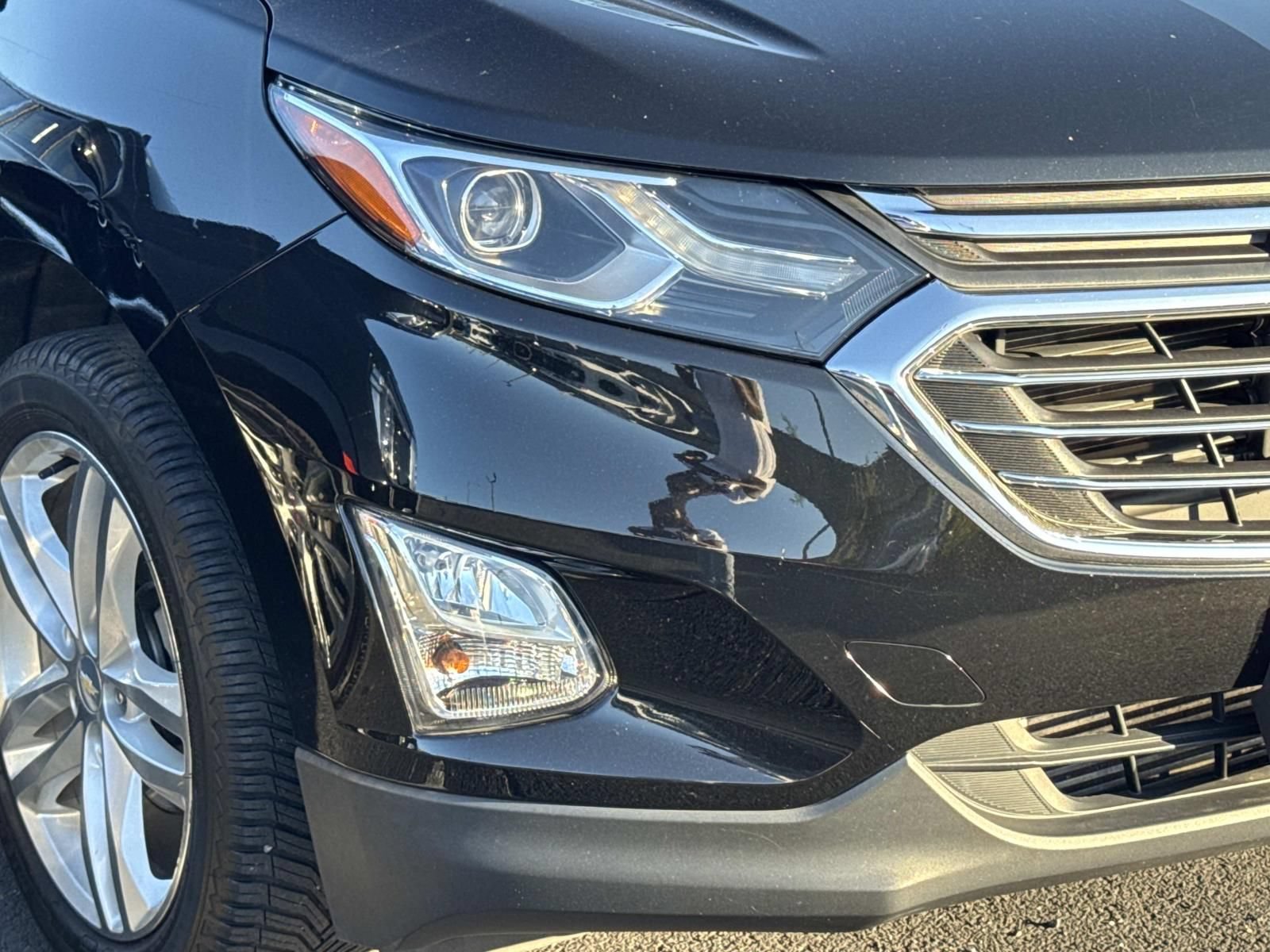 Used 2018 Chevrolet Equinox Premier AWD/4WD image 4