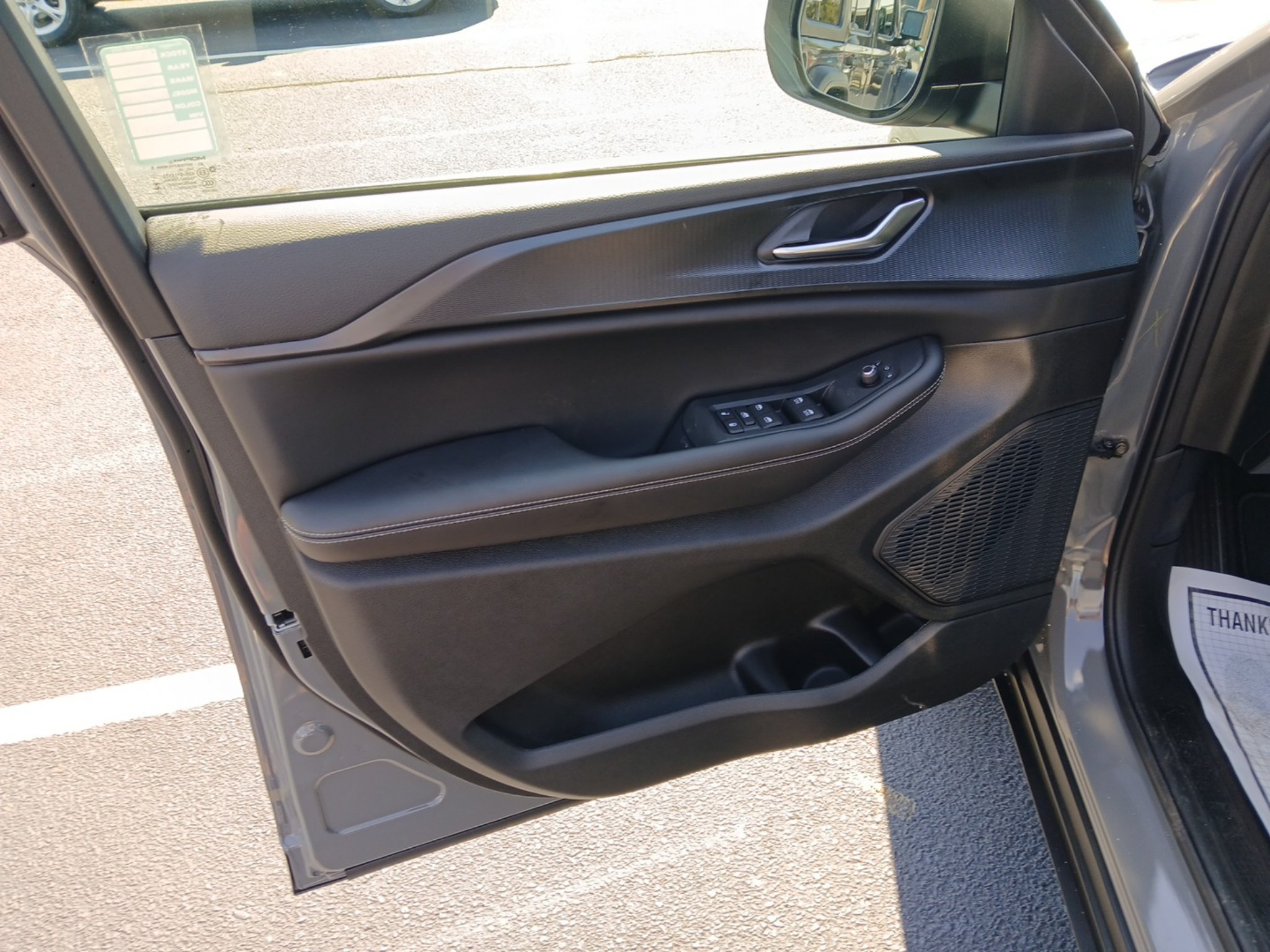 New 2027 Jeep Grand Cherokee Laredo X RWD image 23