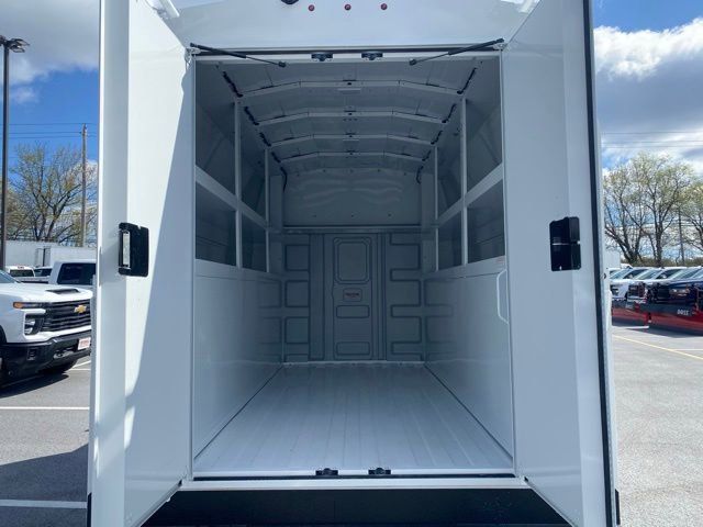 New 2024 GMC Savana 3500 w/ Power Convenience Package image 8