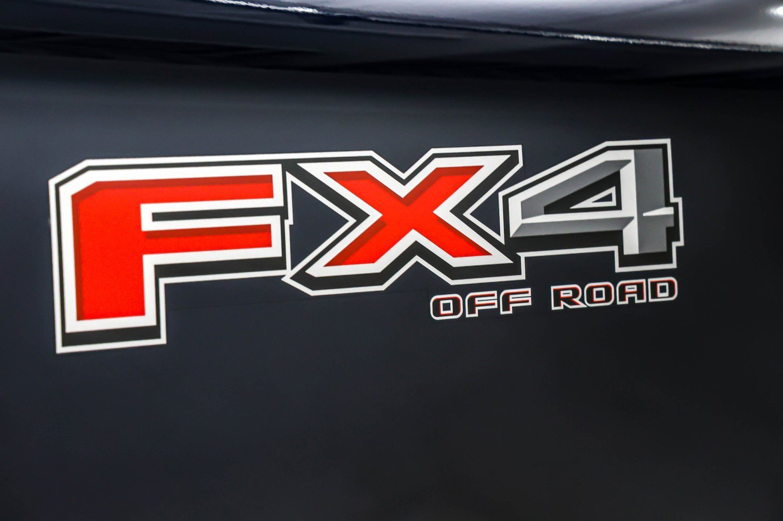 Used 2024 Ford F350 Lariat w/ Chrome Package image 9