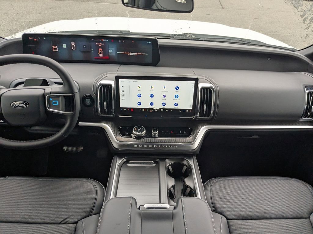 New 2026 Ford Expedition Max Platinum image 14