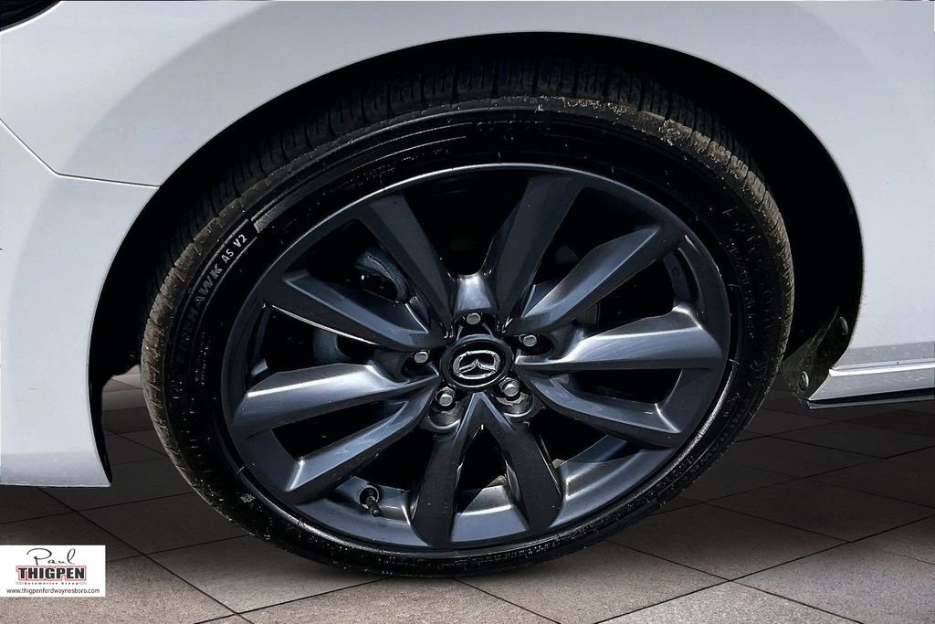 Used 2023 MAZDA MAZDA3 s FWD image 9