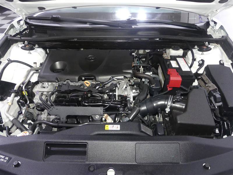 Used 2020 Toyota Camry LE FWD image 11