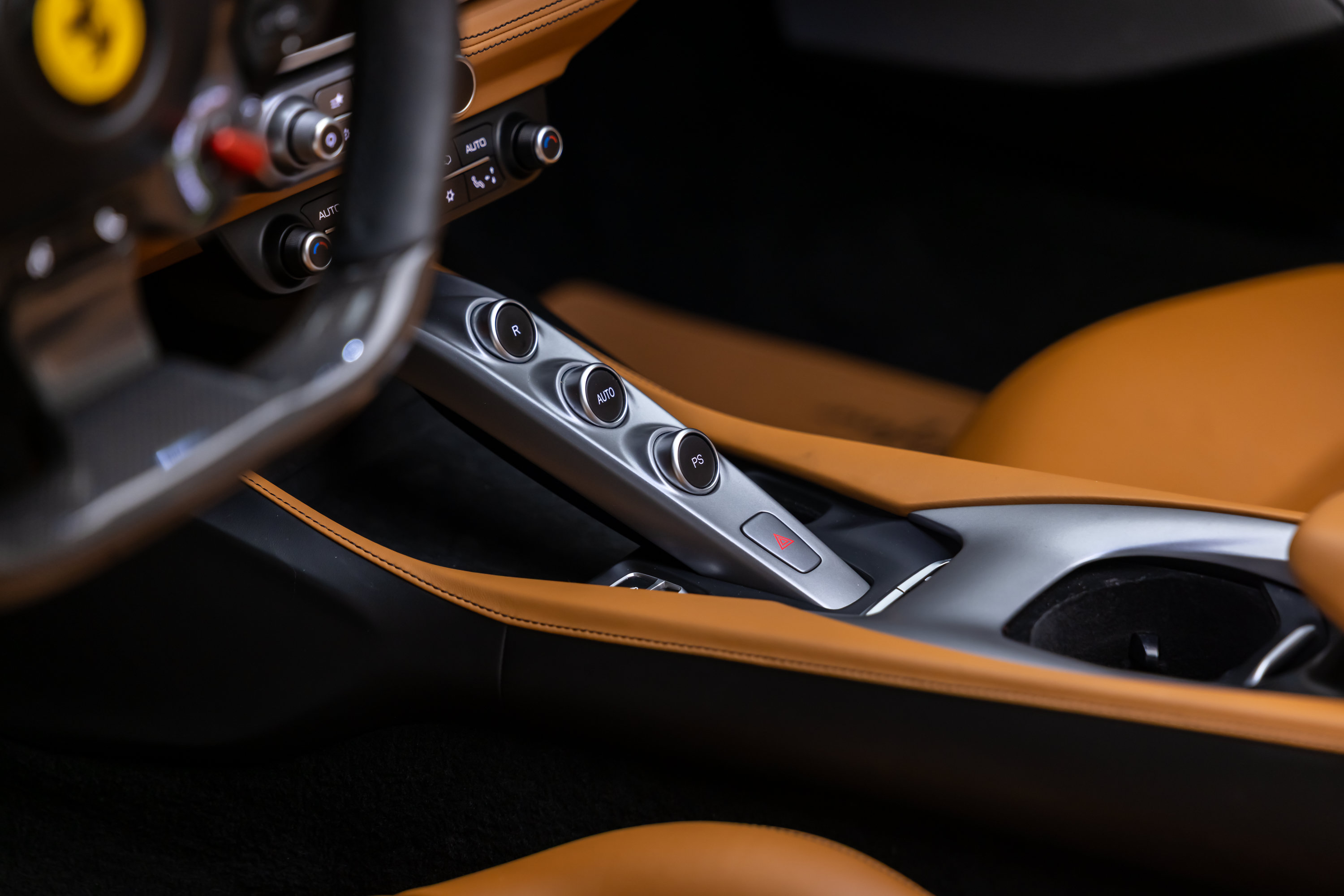Used 2020 Ferrari Portofino RWD image 42