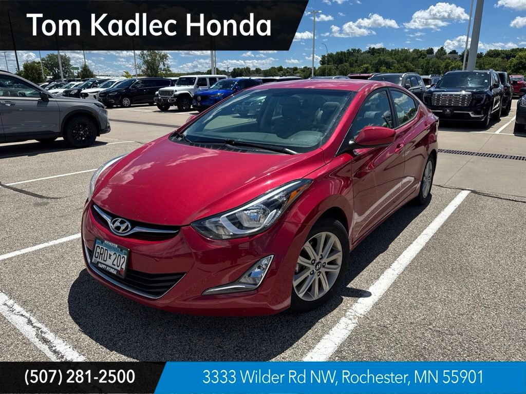 Used 2016 Hyundai Elantra SE w/ Option Group 02 FWD image 1