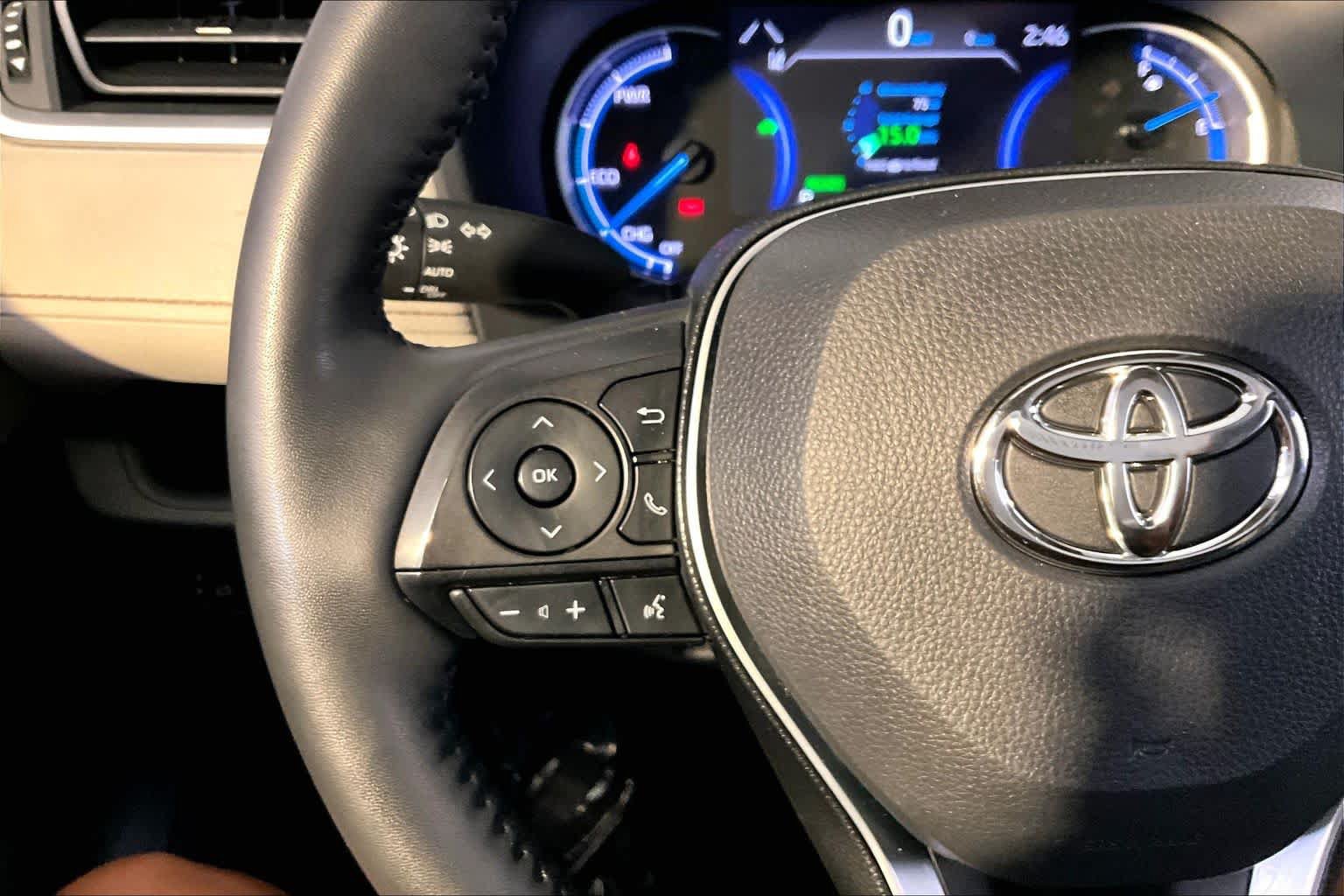 Used 2023 Toyota RAV4 XLE w/ Convenience Package AWD/4WD image 24