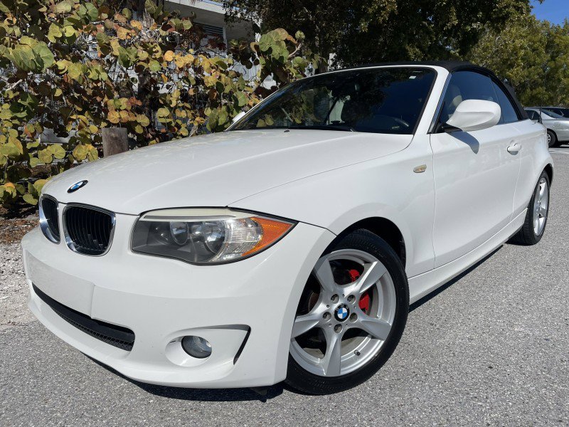 Used 2012 BMW 128i Convertible image 32
