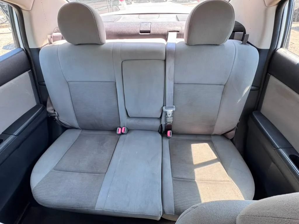 Used 2012 Nissan Sentra 2.0 SR w/ Convenience Pkg FWD image 14