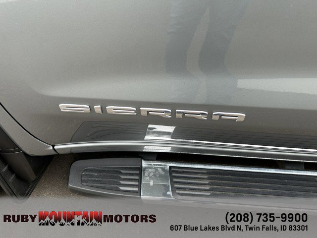 Used 2025 GMC Sierra 1500 SLE image 5